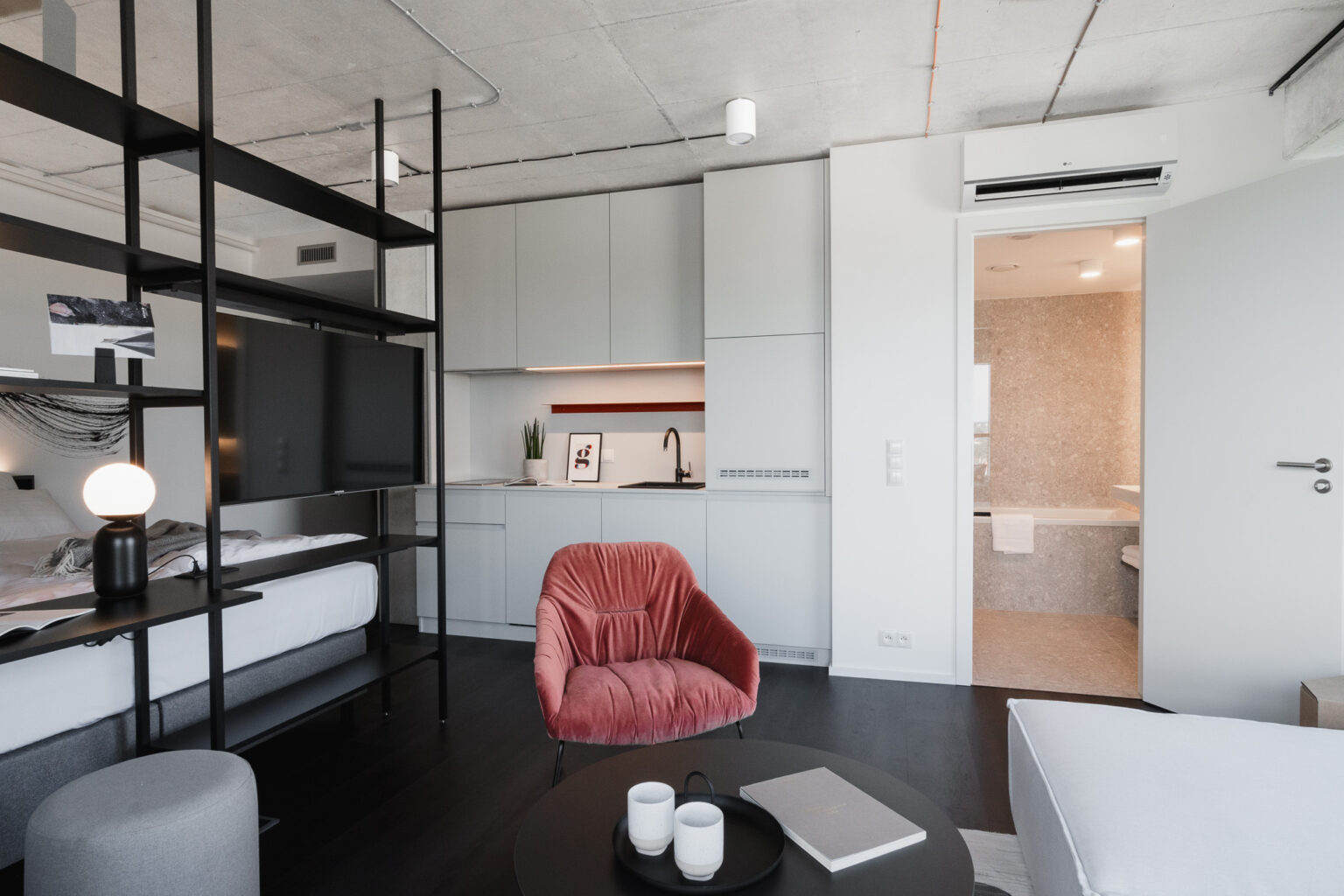 Interiérová fotografie - Honest Říčany coliving apartmány