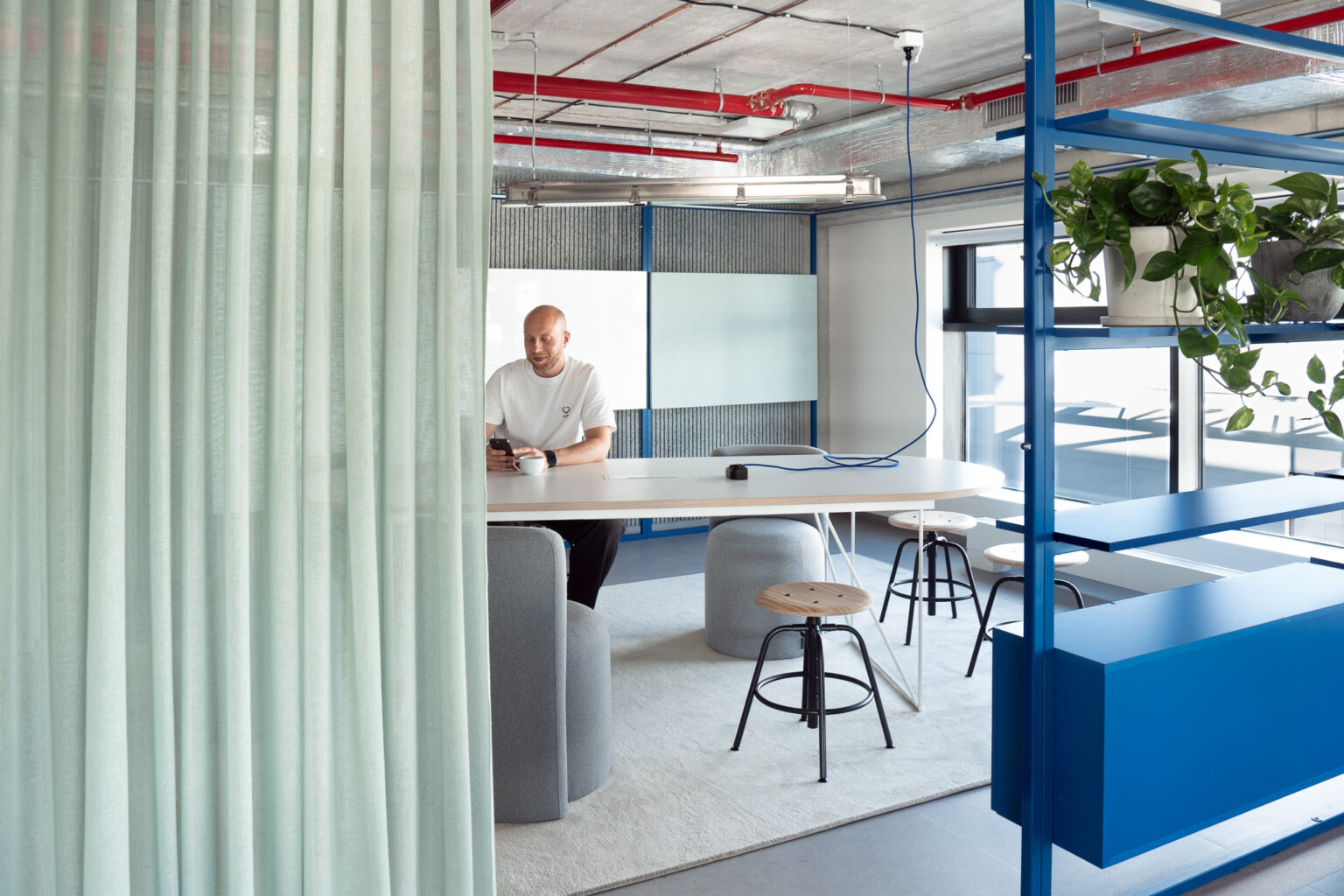 Interiérová fotografie - Honest Říčany coworking
